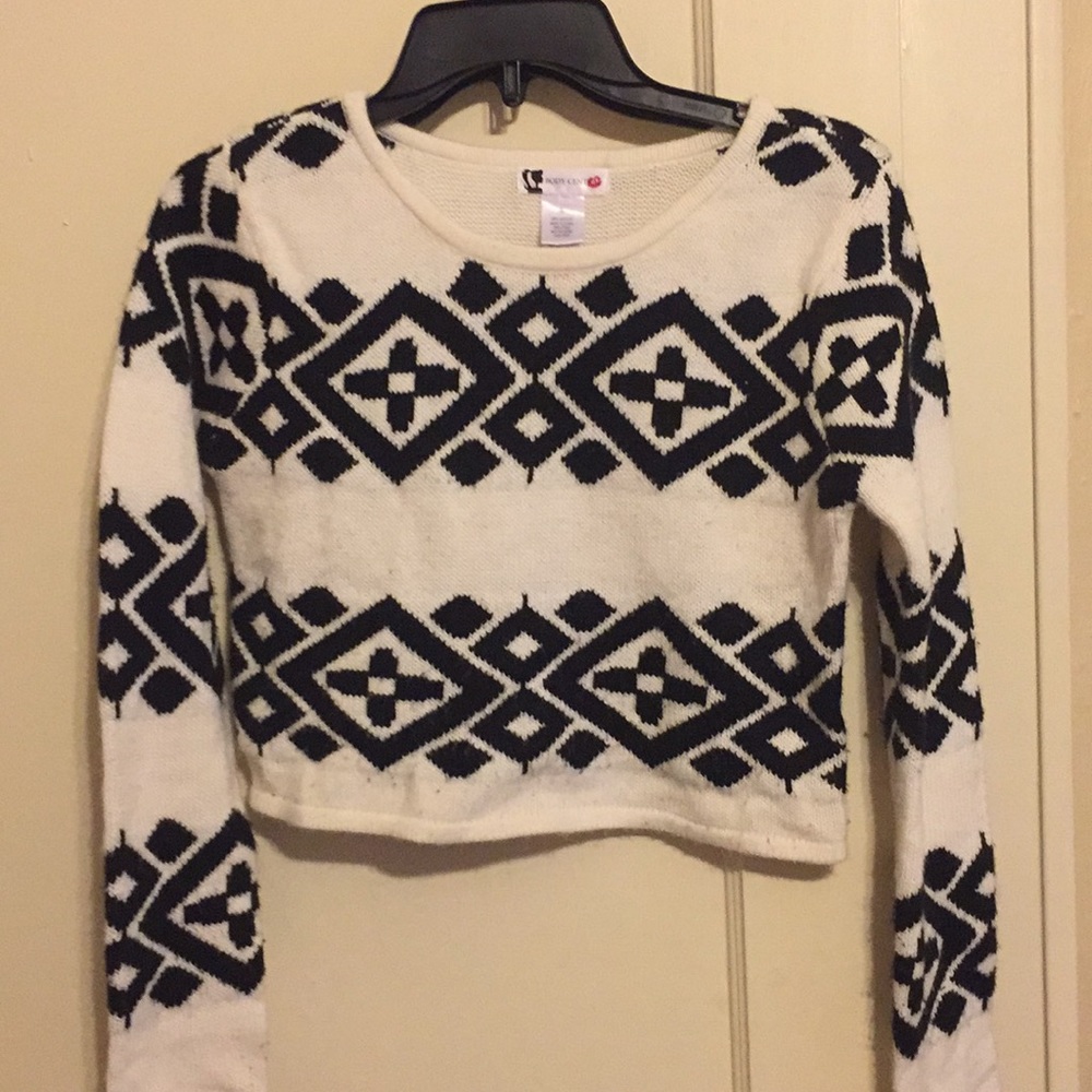 Body Central Black & Cream Crop Top Sweater